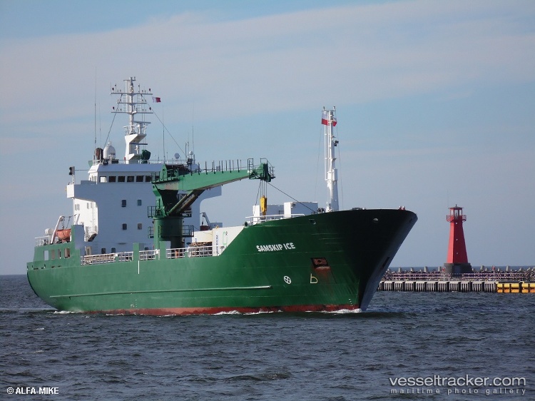 Ice - Refrigerated Cargo Ship vessel