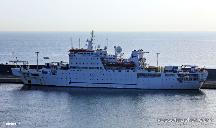 Antonio-Meucci - Cable Layer vessel