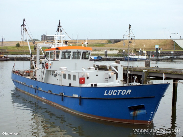 Luctor - Research Vessel