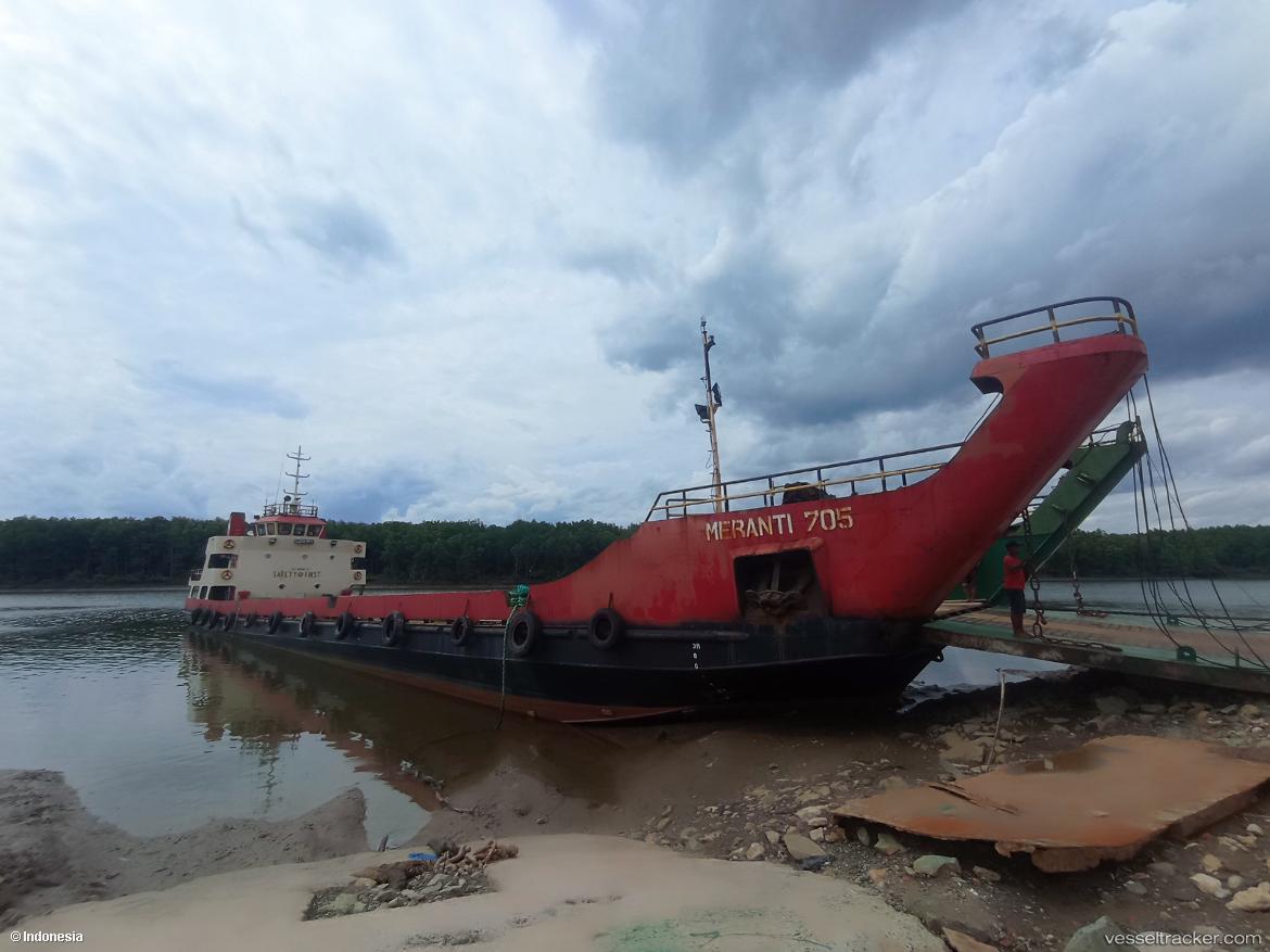 Lct-Meranti-705 - Other vessel