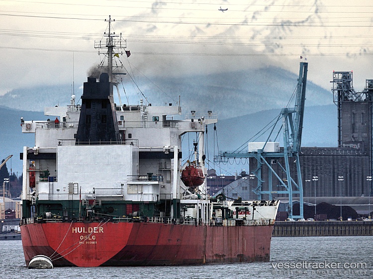 Mt-Hulda - Chemical Oil Products Tanker vessel