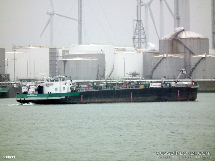 Kelvin - Oil And Chemical Tank Barge