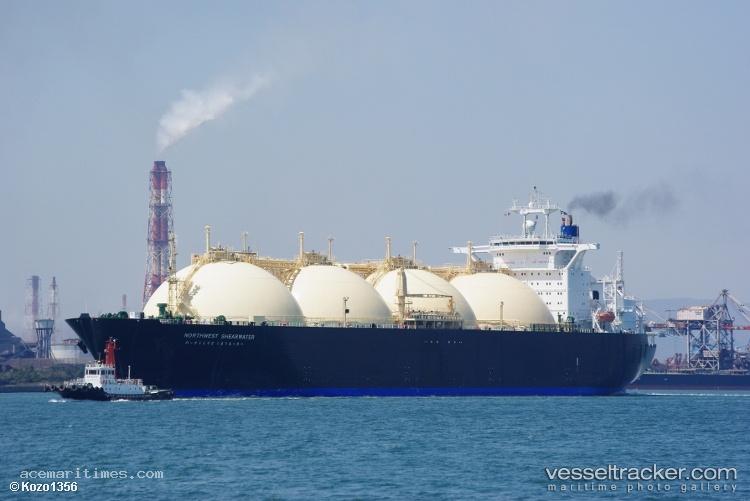 Karmol-Lngt-Asia - Fsru Tanker