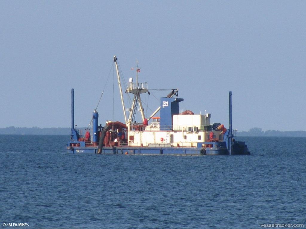 Tyr-R - Dredger vessel