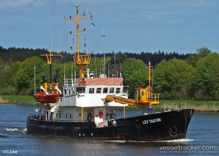 Taifun - Buoy Lighthouse Vessel vessel