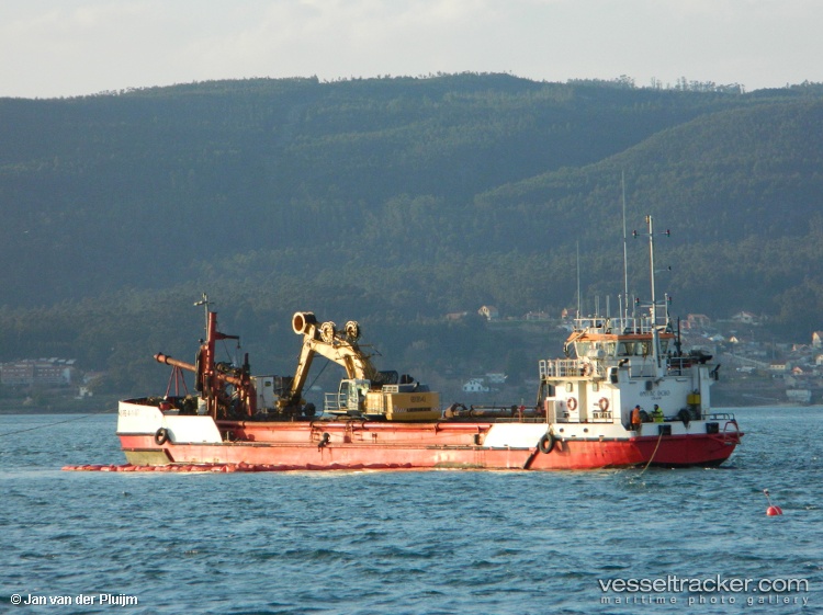 Omvac-Ocho - Hopper Dredger