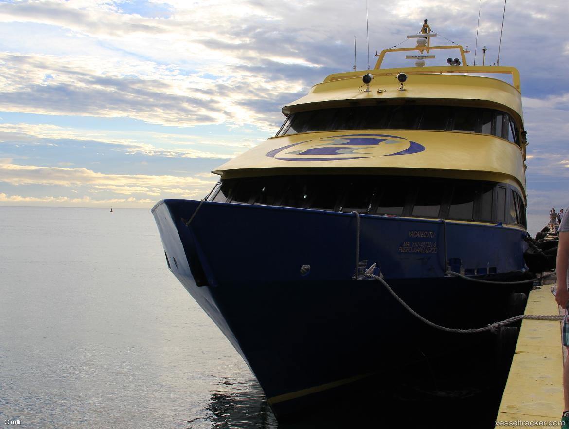 Yacatecutli - Passenger Ship vessel