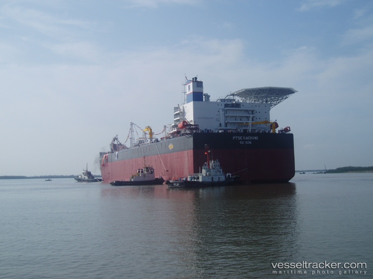 Vietsovpetro-02 - Fso Oil vessel