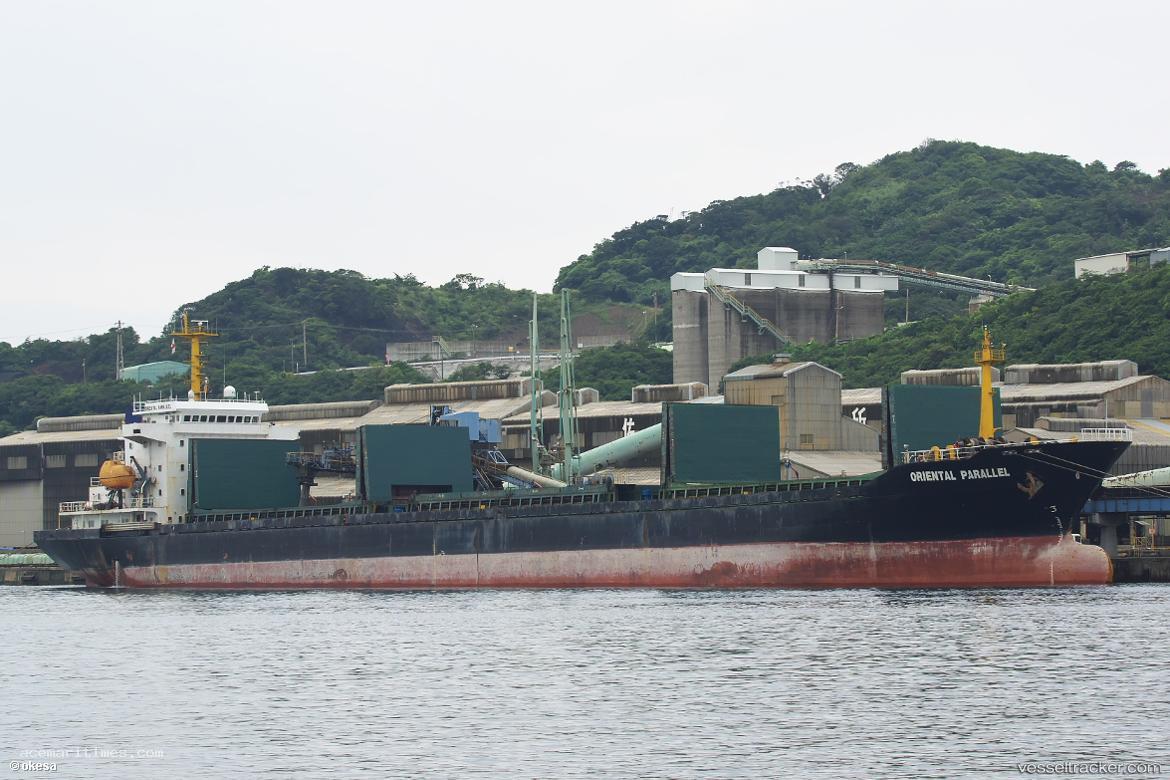 Oriental-Parallel - General Cargo Ship