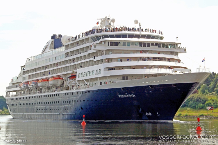 Amera - Cruise Ship vessel