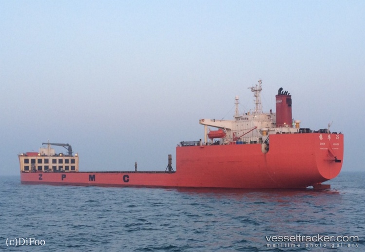Zhen-Hua-29 - Heavy Load Carrier vessel
