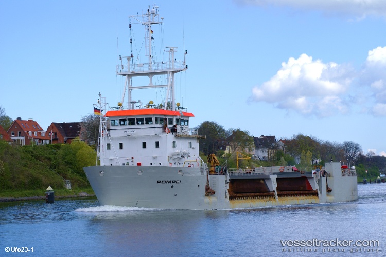 Pompei - Service Ship vessel