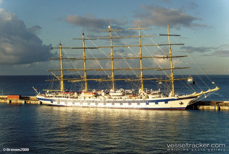Royal-Clipper