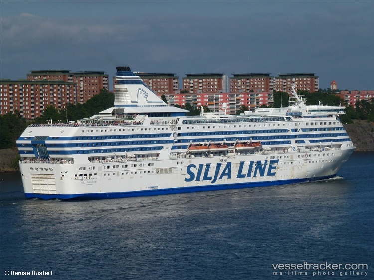 Silja-Serenade - Passenger Ro Ro Cargo Ship vessel
