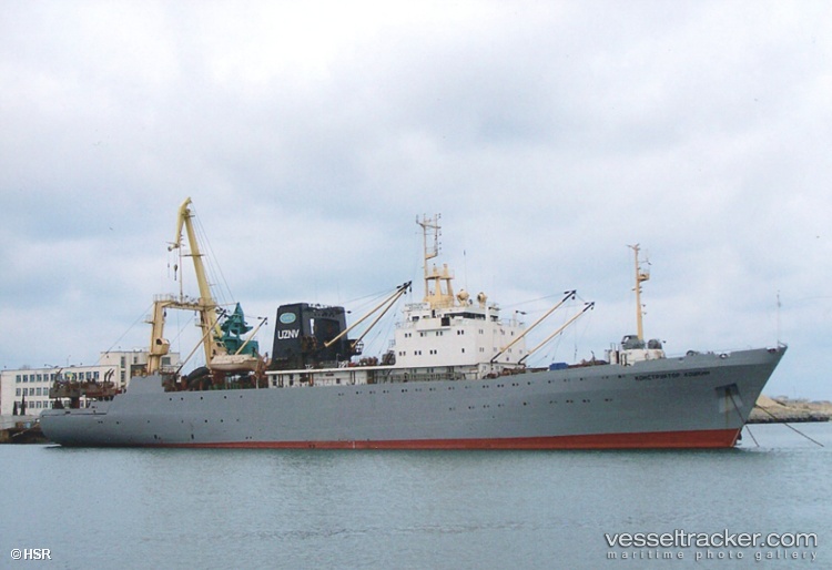 Kapitan-Kolesnikov - Fish Factory Ship