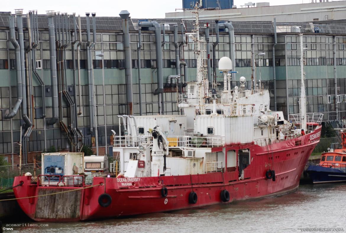 Ocean-Diversity - Research Vessel