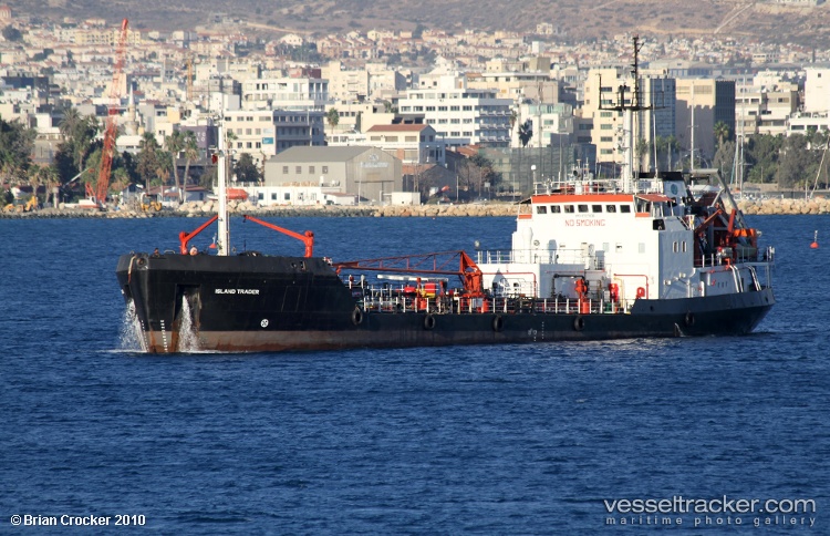 Island-Trader - Oil Products Tanker vessel
