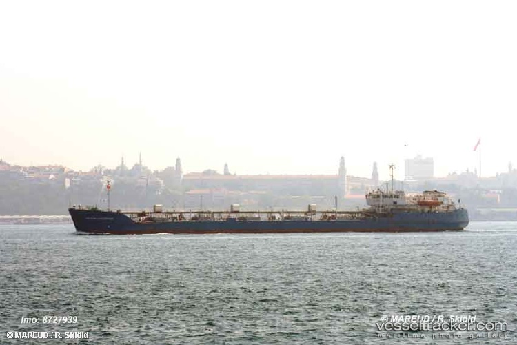 Naviger-5 - Chemical Oil Products Tanker vessel