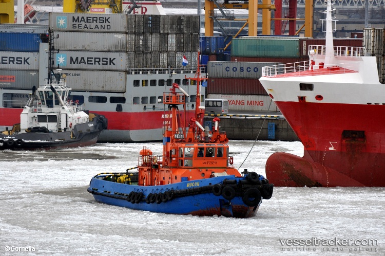 Tur - Tug vessel