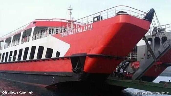 Tunu-Pratama-Jaya - Passenger Ro Ro Cargo Ship vessel