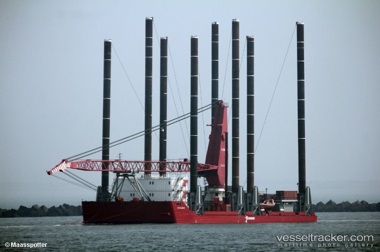 Excalibur - Service Ship vessel