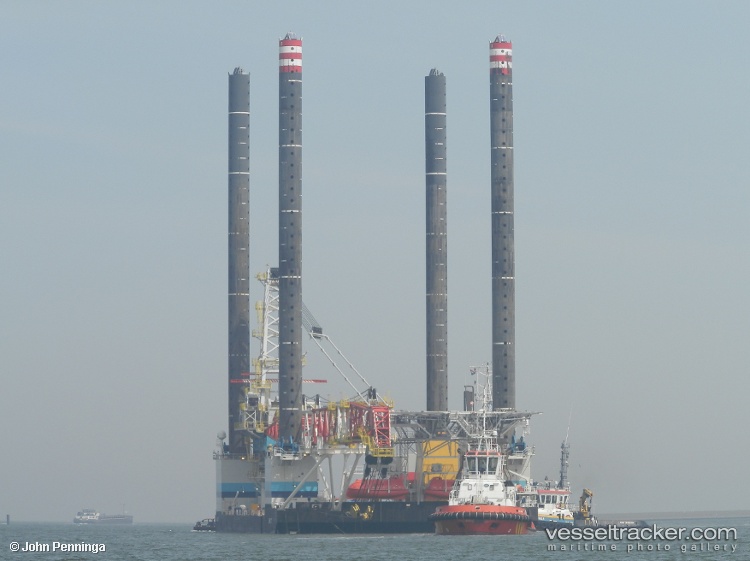 Jb117 - [service_ship.crane_barge] vessel