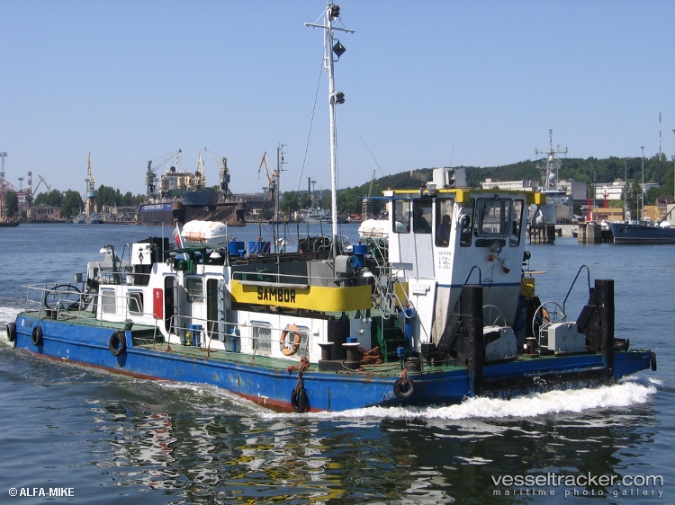 Illustris-B119 - Fishing Vessel vessel