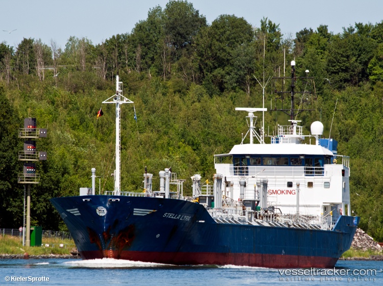 Dustin - Chemical Oil Products Tanker vessel