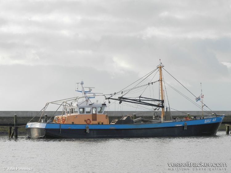 Bru-48-Adriaan - Fishing Vessel vessel
