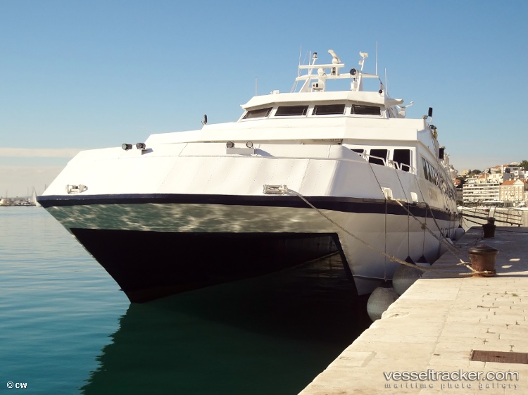 Karolina - Passenger Ship