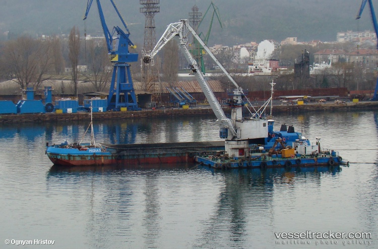 Midia-5 - Service Ship vessel