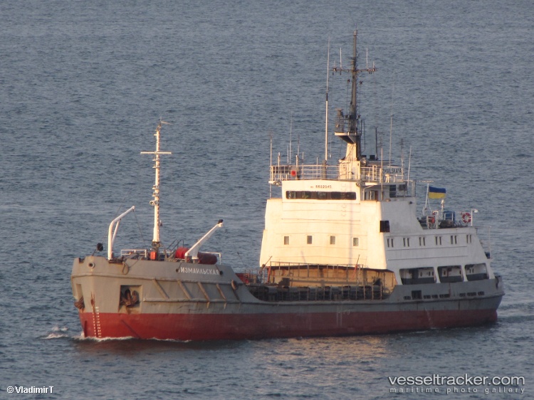 Irs - Service Ship vessel