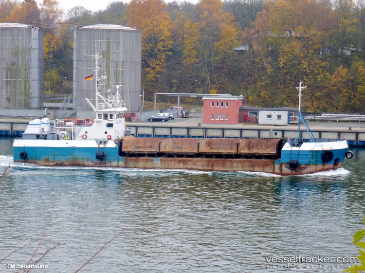 Mary - Deck Cargo Ship