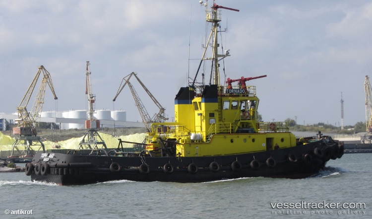 Tornado - Tug vessel