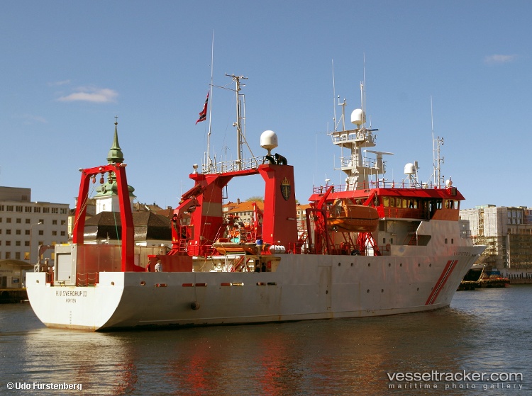 H.u.sverdrup-Ii - Research Vessel vessel