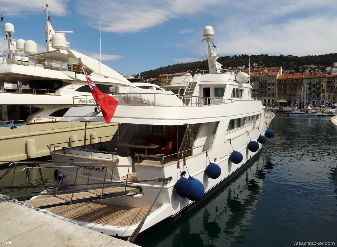 Freemont - Service Ship vessel