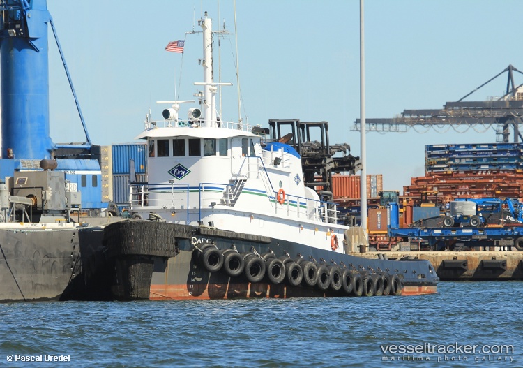 Dade - Tug vessel