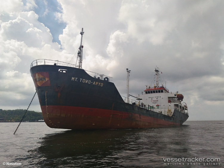 Serendipity - Oil Products Tanker vessel