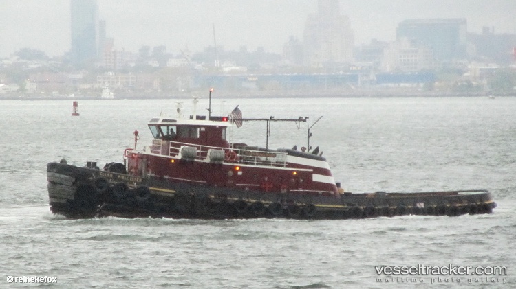 Ellen-Mcallister - Tug vessel