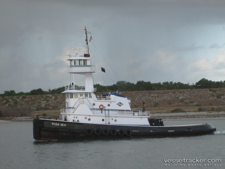 Ross-Sea - Tug vessel