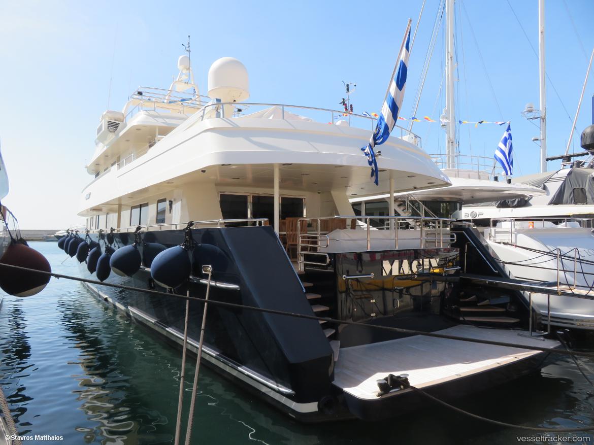 Magix - Service Ship vessel