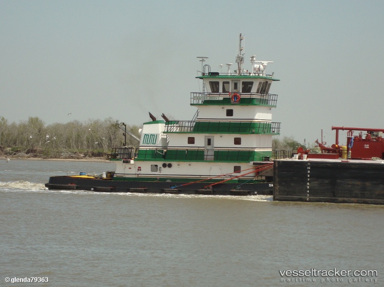 Sandy-Point - Tug vessel