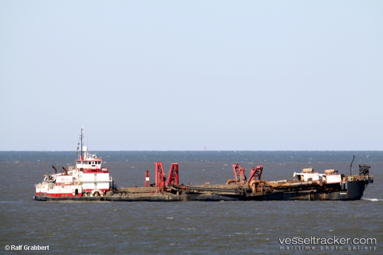 Bayport - Hopper Dredger vessel