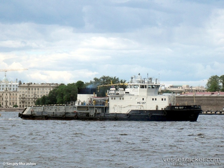 Mb-1217 - Tug vessel