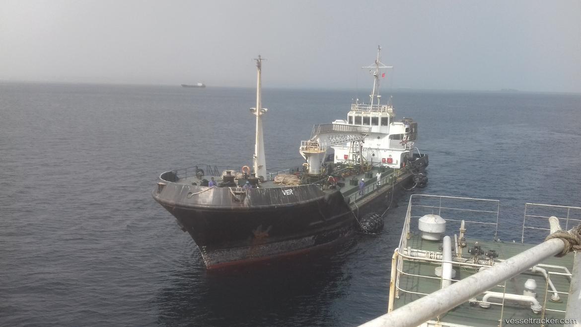 Ver - Service Ship vessel