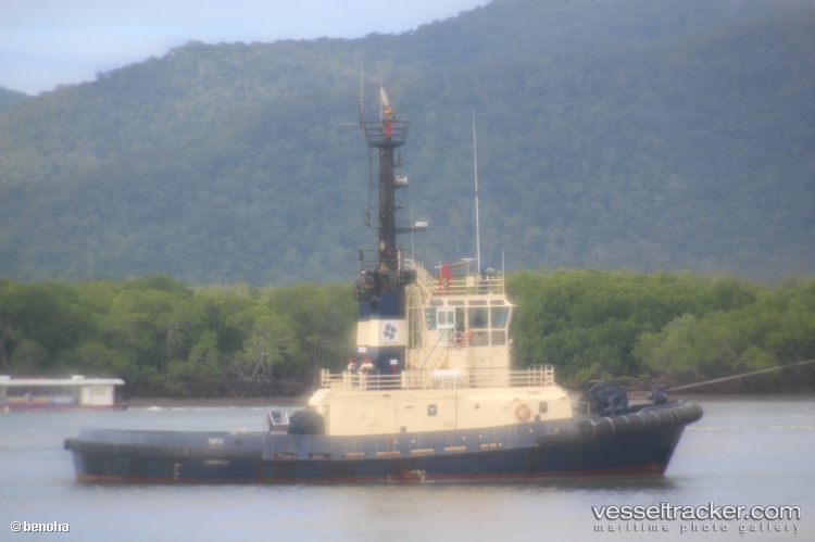 Berkeley - Tug vessel