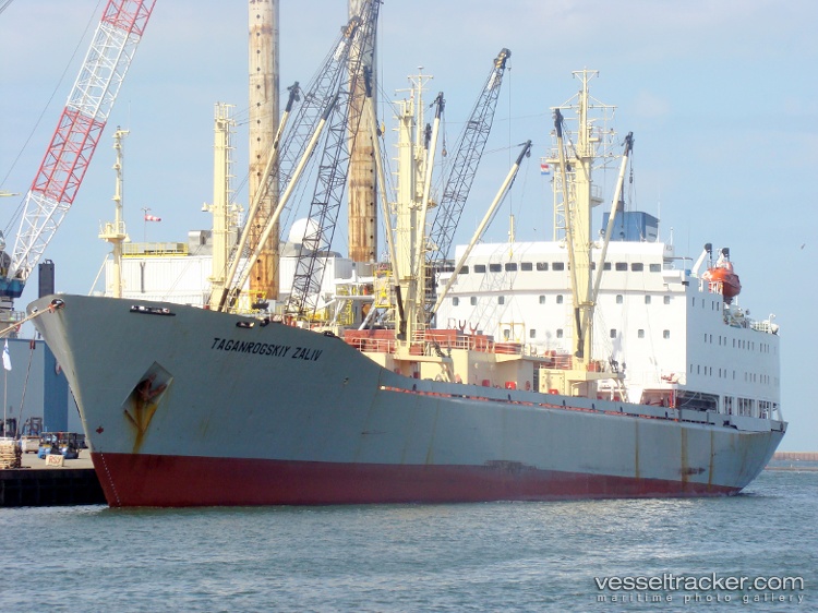 Zolotoy-Rog - Refrigerated Cargo Ship vessel