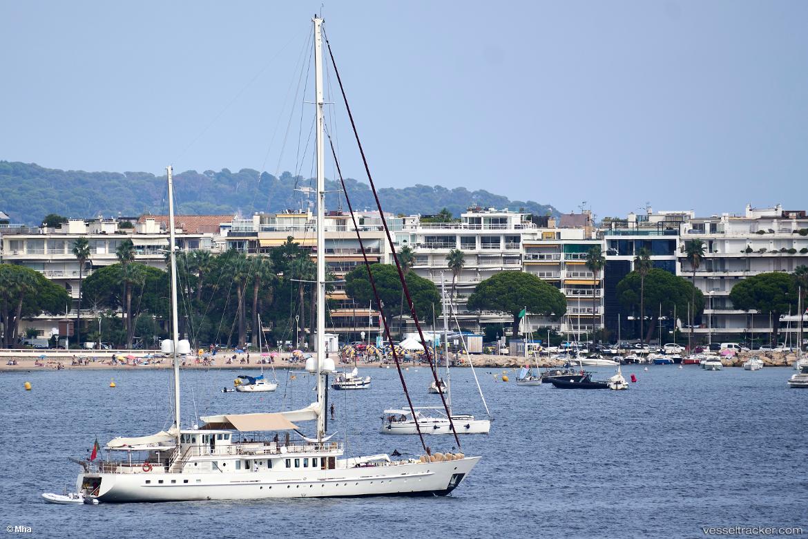 Dione-Star - Cruise Ship vessel