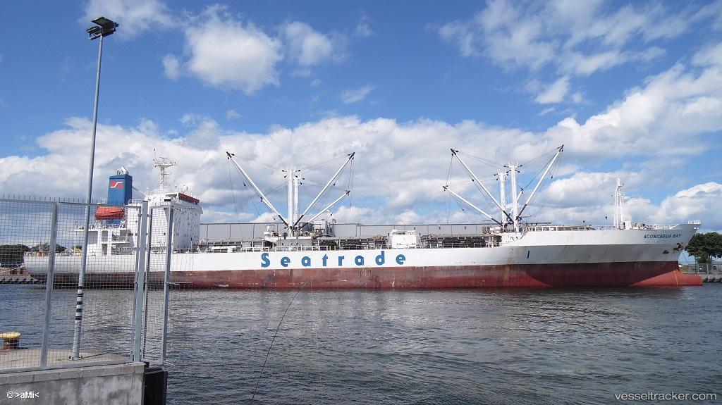 Aconcagua-Bay - Refrigerated Cargo Ship vessel