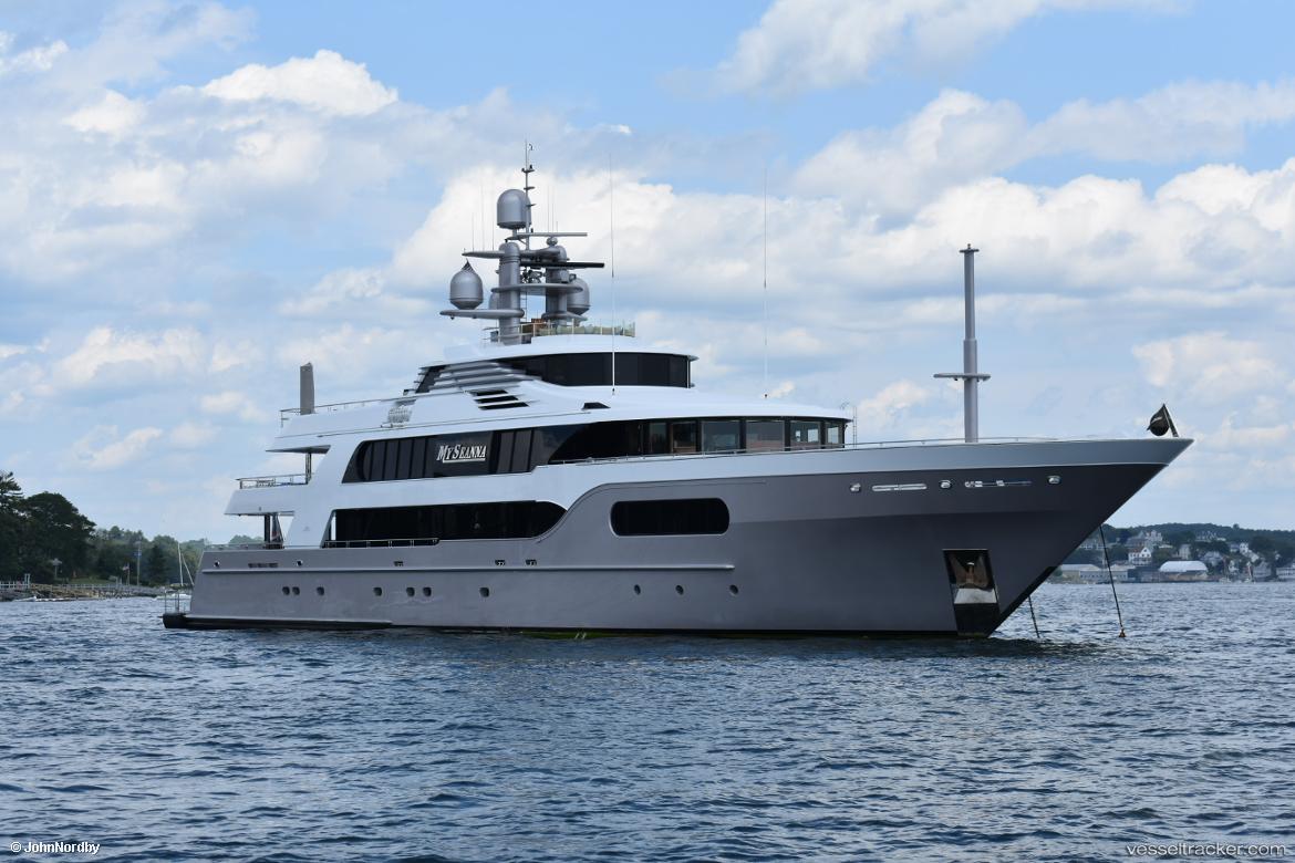 Starship - Service Ship vessel